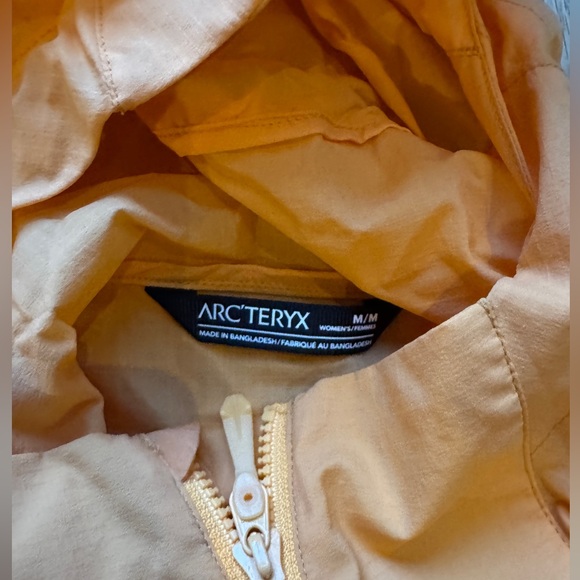 🔥 Arcteryx Women’s Squamish Hoody - Size Medium - Picture 2 of 6